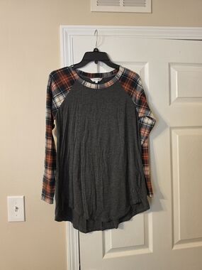 Amaryllis Charcoal Long Sleeve Top with Red and Cream Plaid Trim